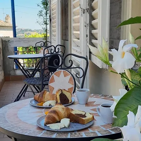 Ballerina Bianca Bed & Breakfast Grottazzolina